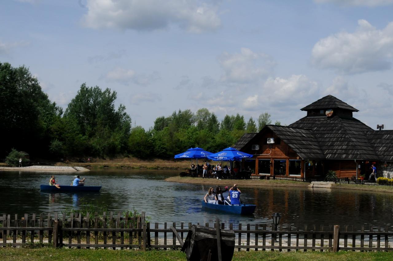 Etno Selo Moravski Konaci Velika Plana Exterior foto